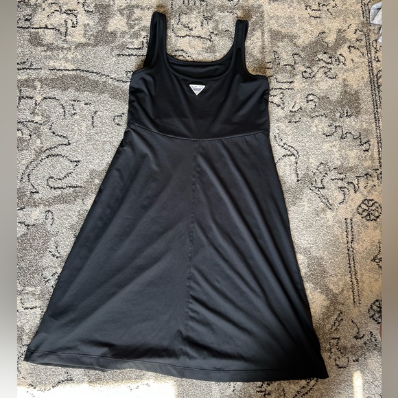 Columbia PFG Dress - Picture 2 of 3